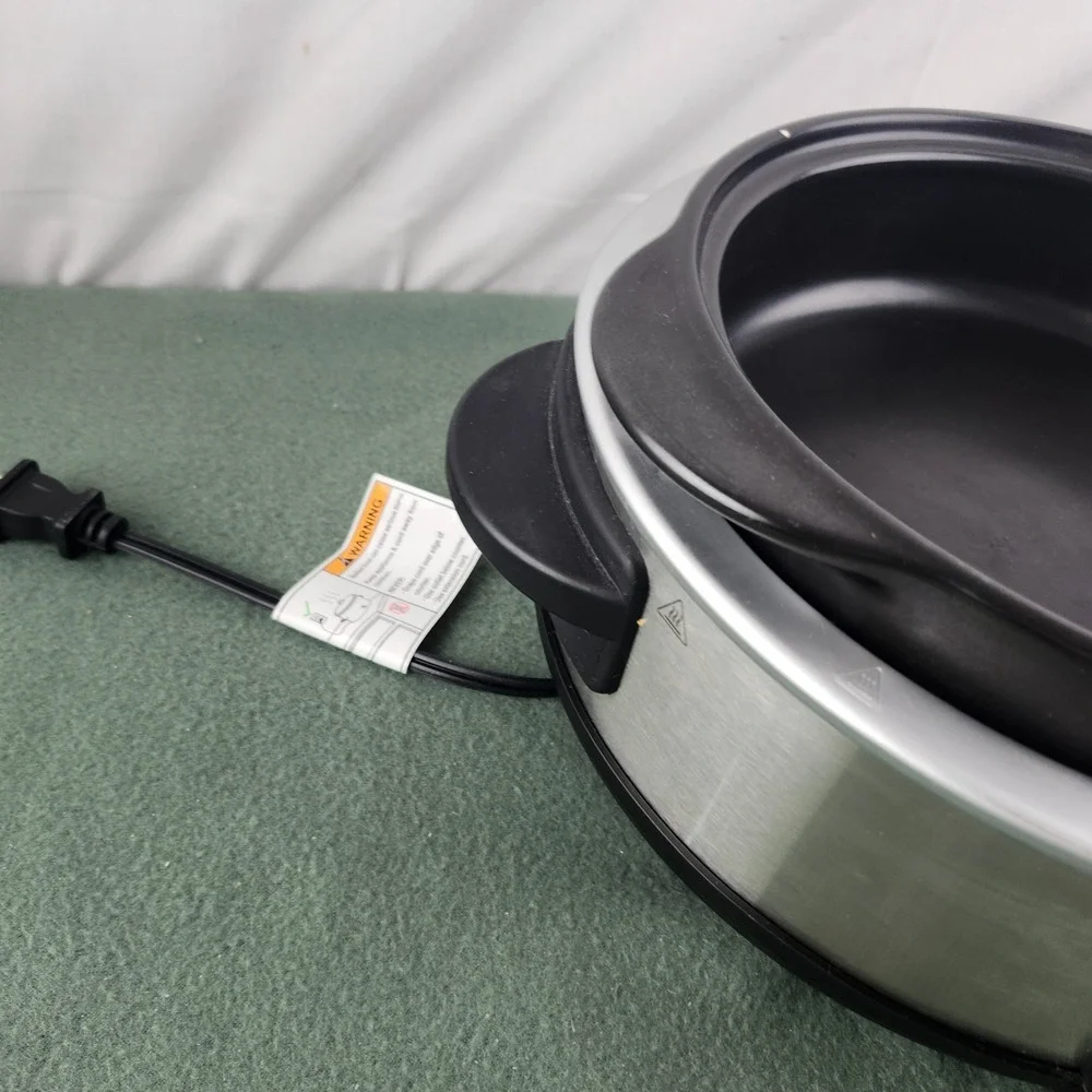 Pampered Chef Rockcrok Slow Cooker, Everyday Pan-  2.5 Quart - No Lid